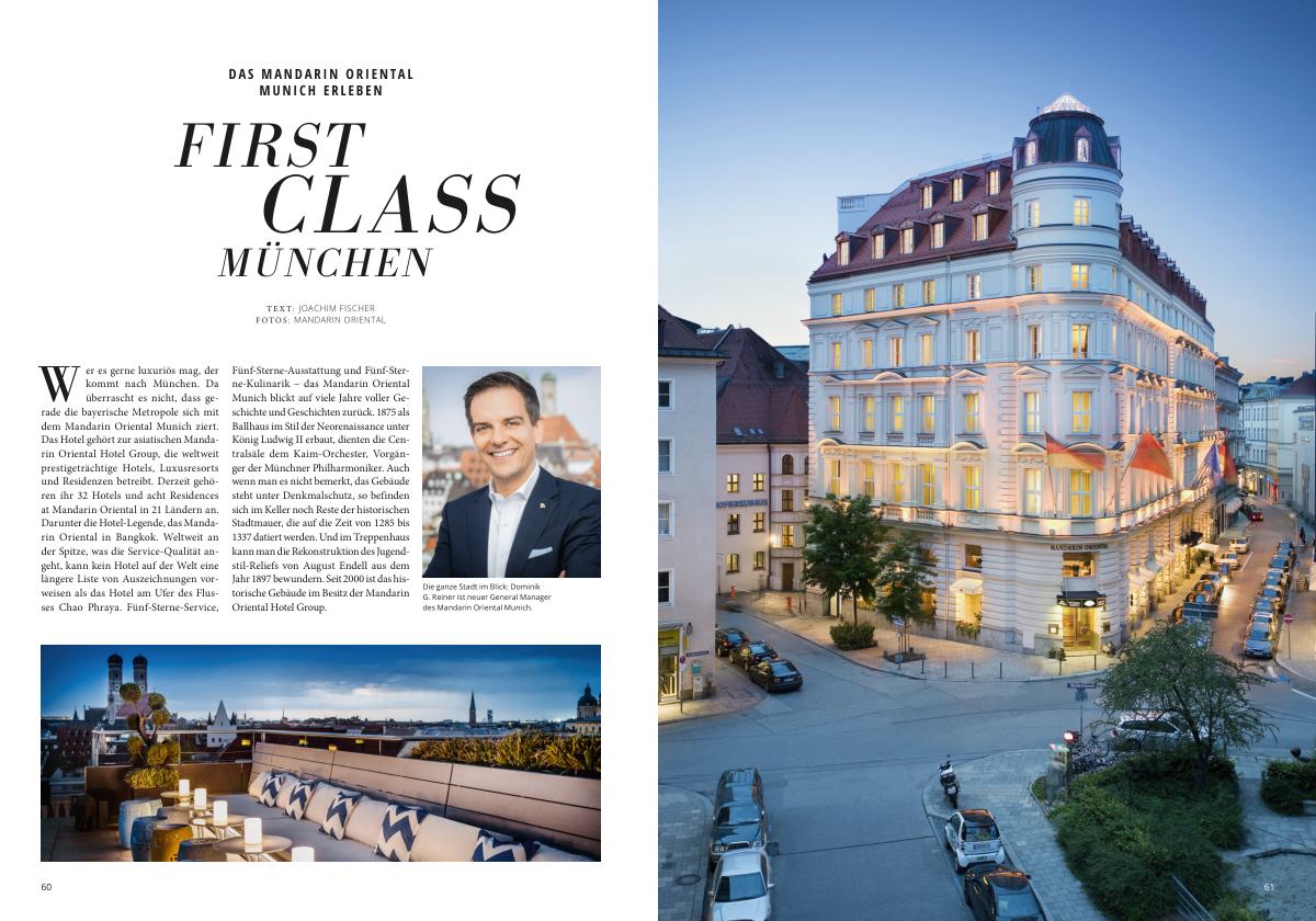 Doppelseite mit Münchner Grandhotel zur blauen Stunde